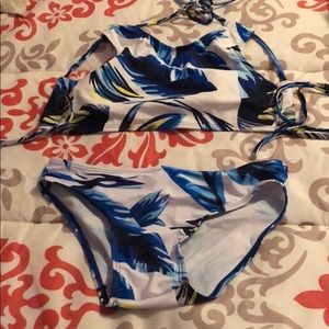 Bathing suit